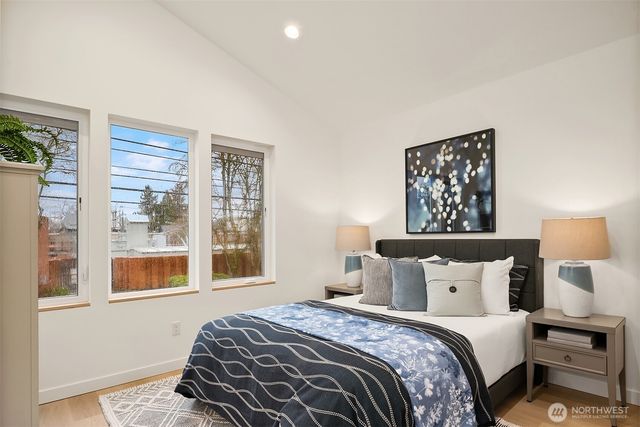 1453 22nd Avenue, Seattle, WA 98122