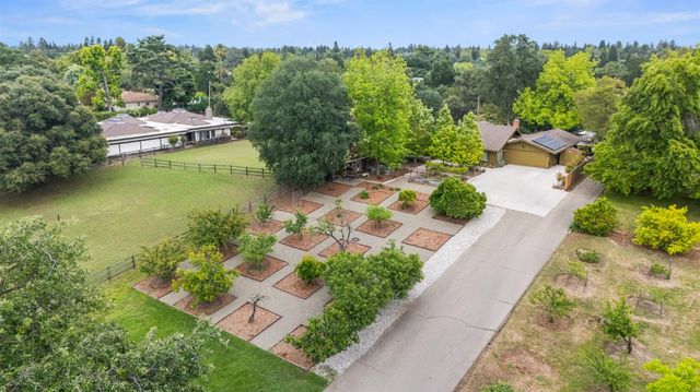 3776 FAIR HILL Rd, Fair Oaks, CA 95628