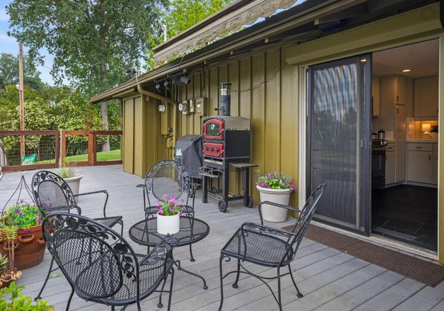 3776 FAIR HILL Rd, Fair Oaks, CA 95628