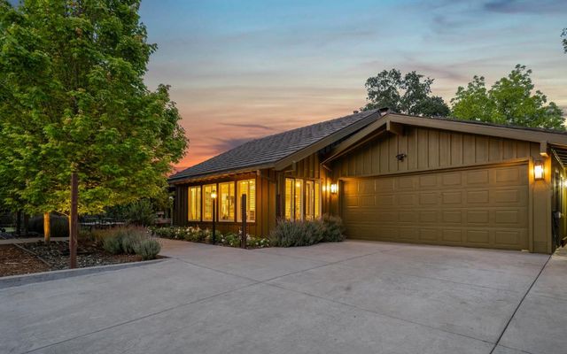 3776 FAIR HILL Rd, Fair Oaks, CA 95628