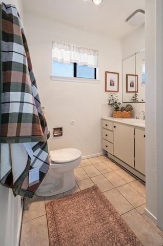 3776 FAIR HILL Rd, Fair Oaks, CA 95628