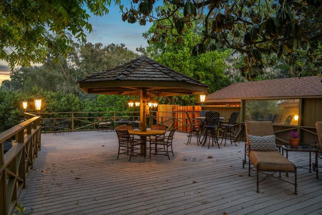 3776 FAIR HILL Rd, Fair Oaks, CA 95628