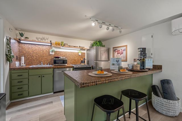 3776 FAIR HILL Rd, Fair Oaks, CA 95628