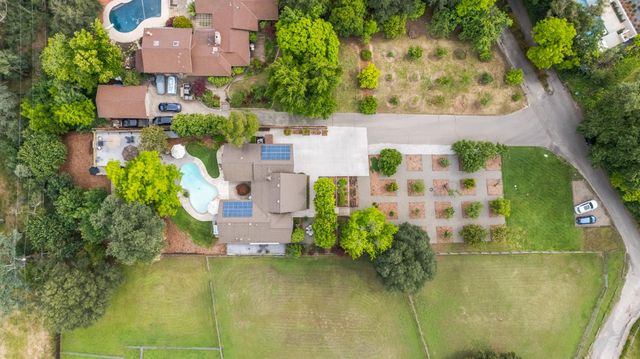 3776 FAIR HILL Rd, Fair Oaks, CA 95628