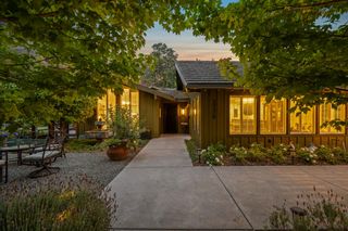 3776 FAIR HILL Rd, Fair Oaks, CA 95628