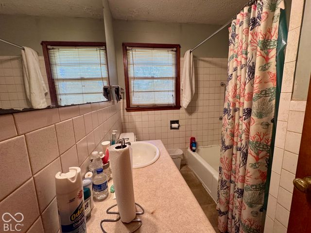 3299 Ashland Avenue, Indianapolis, IN 46226