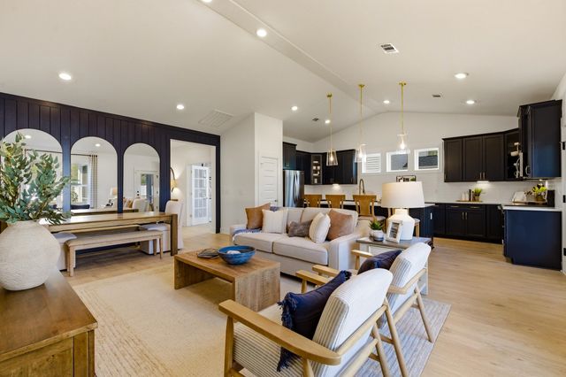 143 Buckingham Dr, Conway, SC 29526