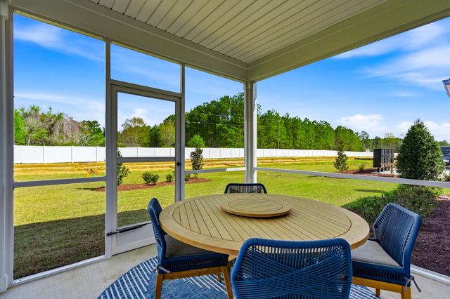 143 Buckingham Dr, Conway, SC 29526