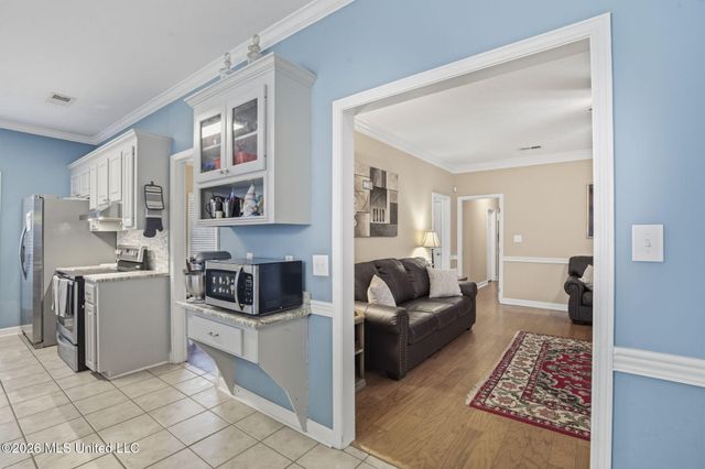 180 Woodlands Cove, Brandon, MS 39047