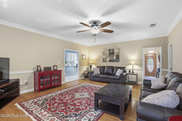 180 Woodlands Cove, Brandon, MS 39047