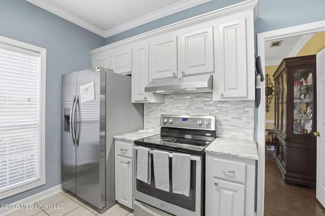 180 Woodlands Cove, Brandon, MS 39047