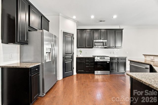 5842 Glassport Lane, Charlotte, NC 28210