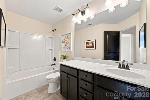 5842 Glassport Lane, Charlotte, NC 28210