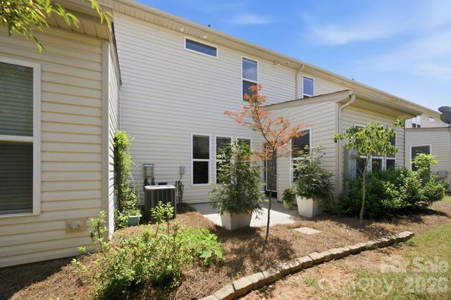 5842 Glassport Lane, Charlotte, NC 28210