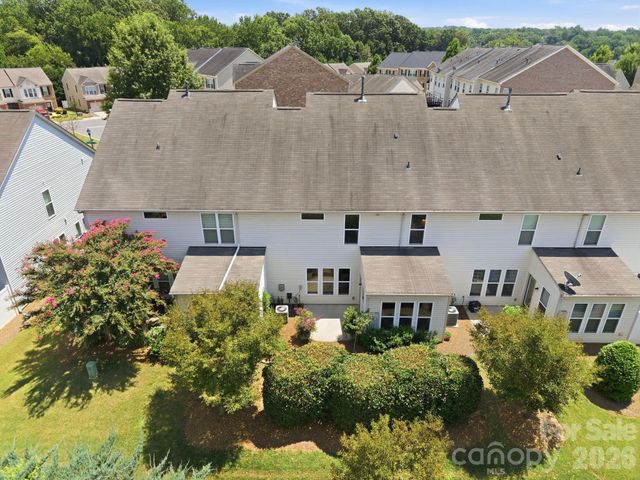 5842 Glassport Lane, Charlotte, NC 28210