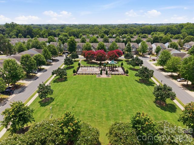 5842 Glassport Lane, Charlotte, NC 28210