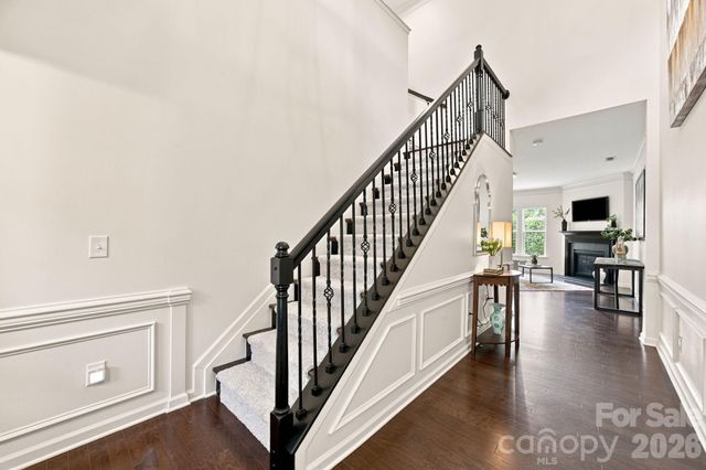 5842 Glassport Lane, Charlotte, NC 28210