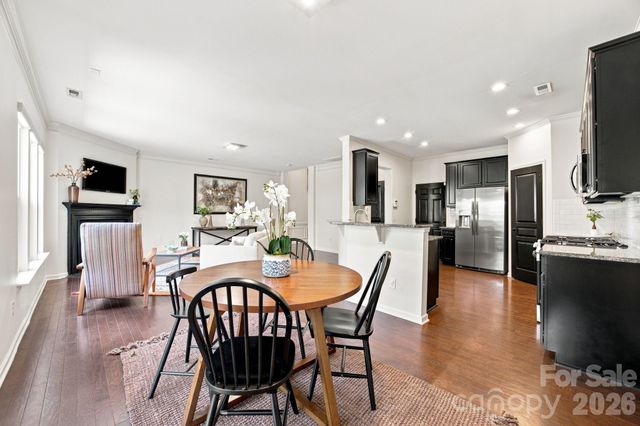 5842 Glassport Lane, Charlotte, NC 28210