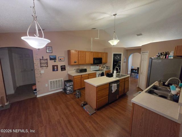 3196 SHADOW CREEK Road, Jacksonville, FL 32226
