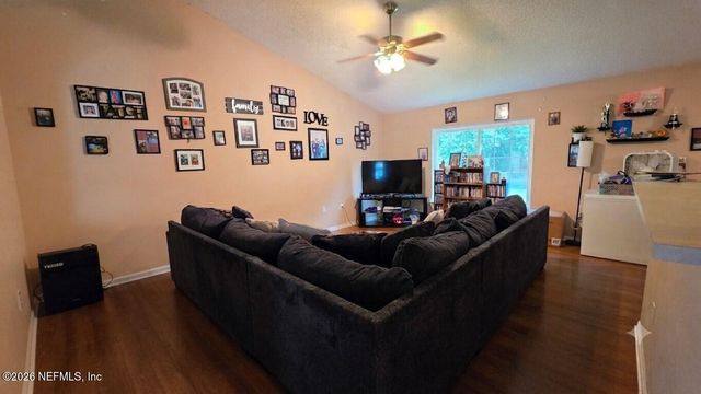 3196 SHADOW CREEK Road, Jacksonville, FL 32226