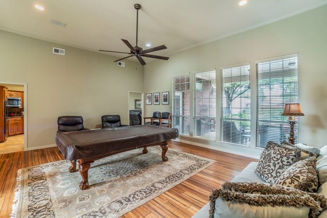 1006 Sandra Lane, Grand Prairie, TX 75052