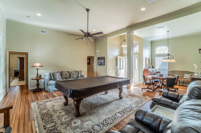 1006 Sandra Lane, Grand Prairie, TX 75052