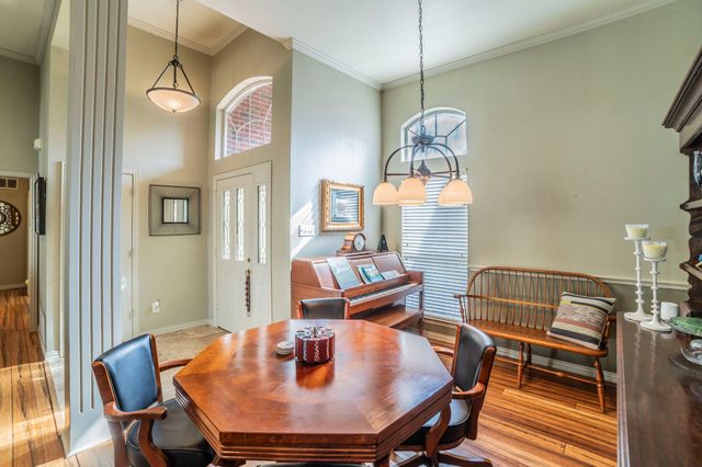 1006 Sandra Lane, Grand Prairie, TX 75052