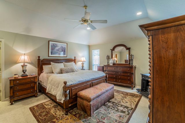 1006 Sandra Lane, Grand Prairie, TX 75052