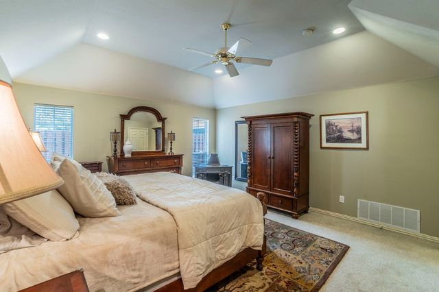 1006 Sandra Lane, Grand Prairie, TX 75052