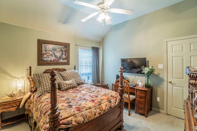 1006 Sandra Lane, Grand Prairie, TX 75052