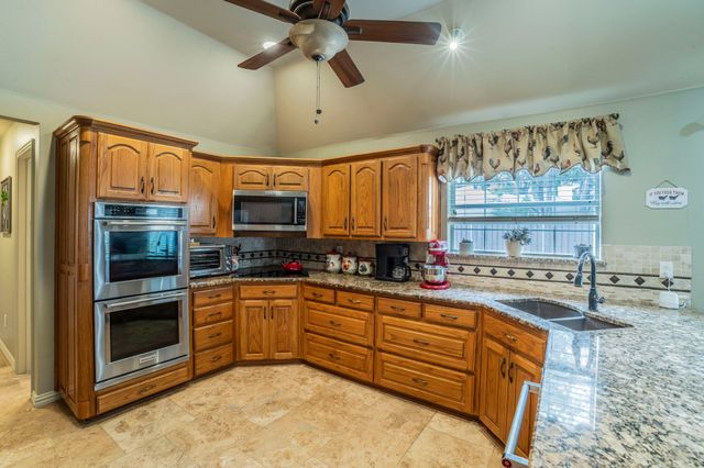 1006 Sandra Lane, Grand Prairie, TX 75052