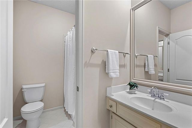 14525 Ballentine Street, Overland Park, KS 66221