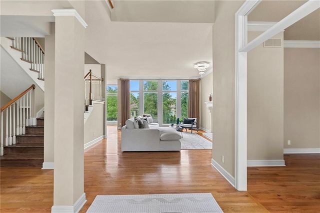 14525 Ballentine Street, Overland Park, KS 66221