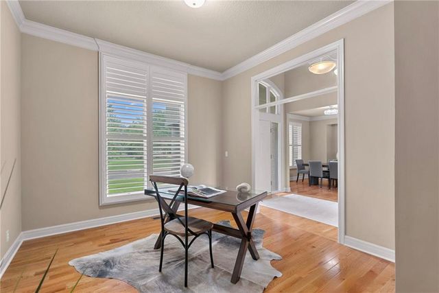 14525 Ballentine Street, Overland Park, KS 66221