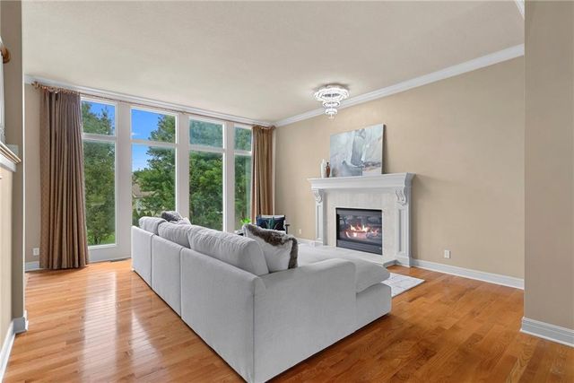 14525 Ballentine Street, Overland Park, KS 66221