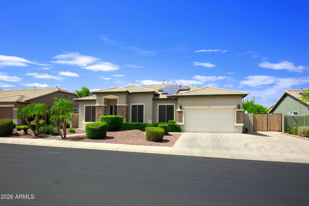 18436 W BANFF Lane, Surprise, AZ 85388 — exterior