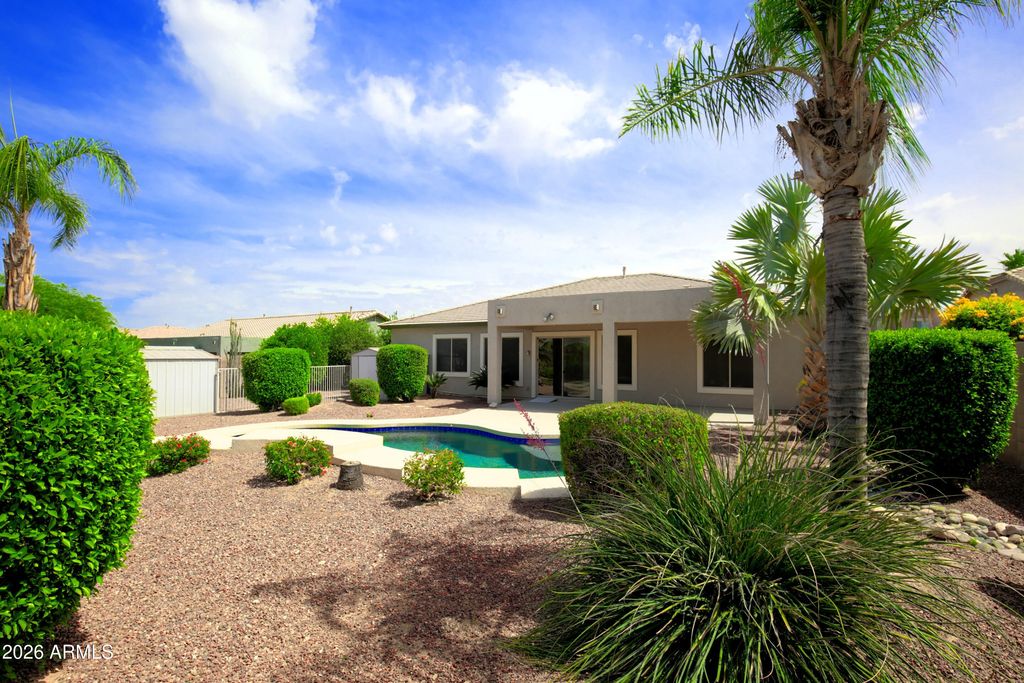 18436 W BANFF Lane, Surprise, AZ 85388 — photo 3