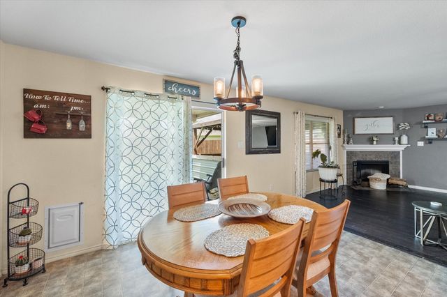 1704 Village Park Court, Burleson, TX 76028