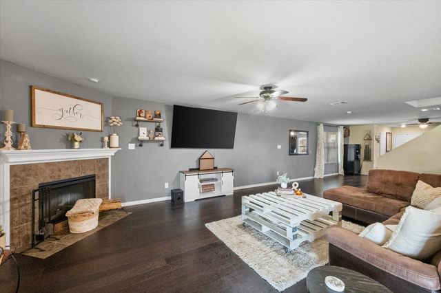1704 Village Park Court, Burleson, TX 76028