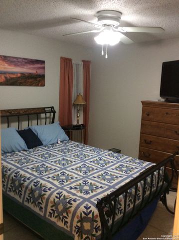 4212 Medical Dr Unit 909, San Antonio, TX 78229