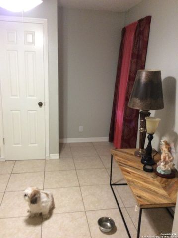 4212 Medical Dr Unit 909, San Antonio, TX 78229