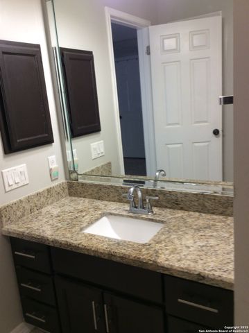 4212 Medical Dr Unit 909, San Antonio, TX 78229