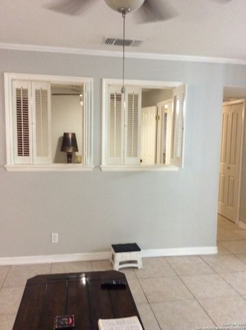 4212 Medical Dr Unit 909, San Antonio, TX 78229