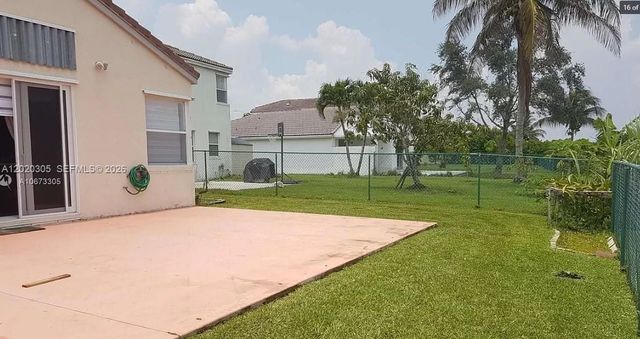 1433 NW 153rd Ave 1433, Pembroke Pines, FL 33028