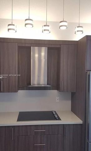 1433 NW 153rd Ave 1433, Pembroke Pines, FL 33028