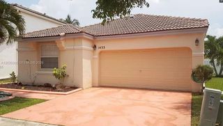 1433 NW 153rd Ave 1433, Pembroke Pines, FL 33028