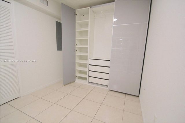 218 NW 12th Avenue 502, Miami, FL 33128