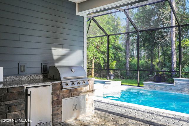 200 WHITE HORSE Way, St. Johns, FL 32259