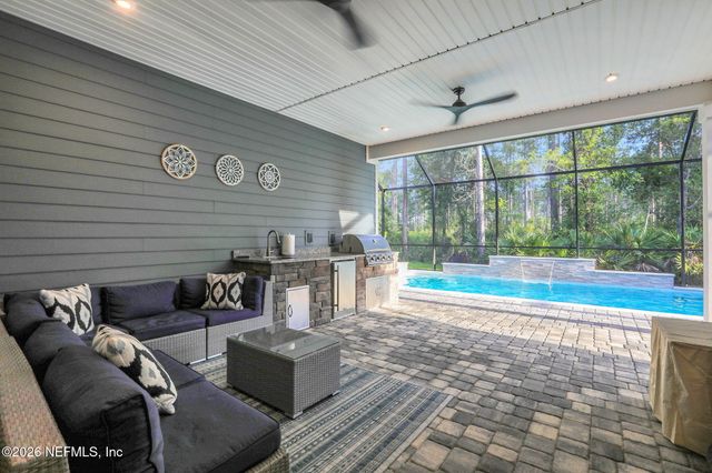 200 WHITE HORSE Way, St. Johns, FL 32259