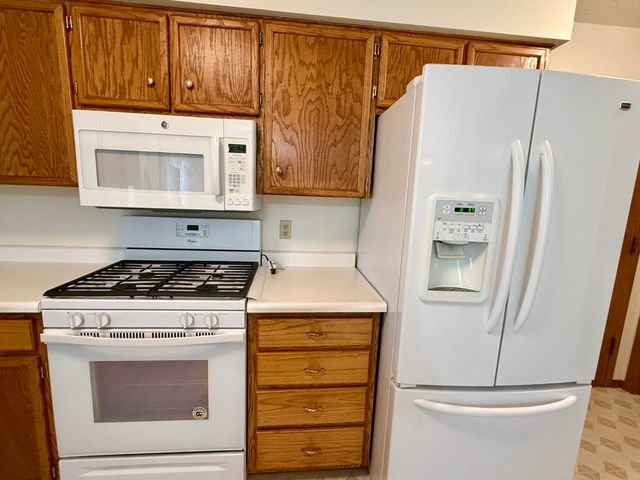 1310 Ashley Drive, Iowa City, IA 52246